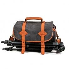 Amazon hot selling good quality vintage style messenger bag waxy canvas leather camera bag