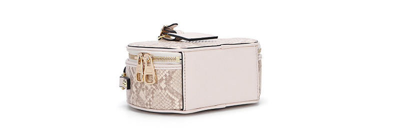 leather purse