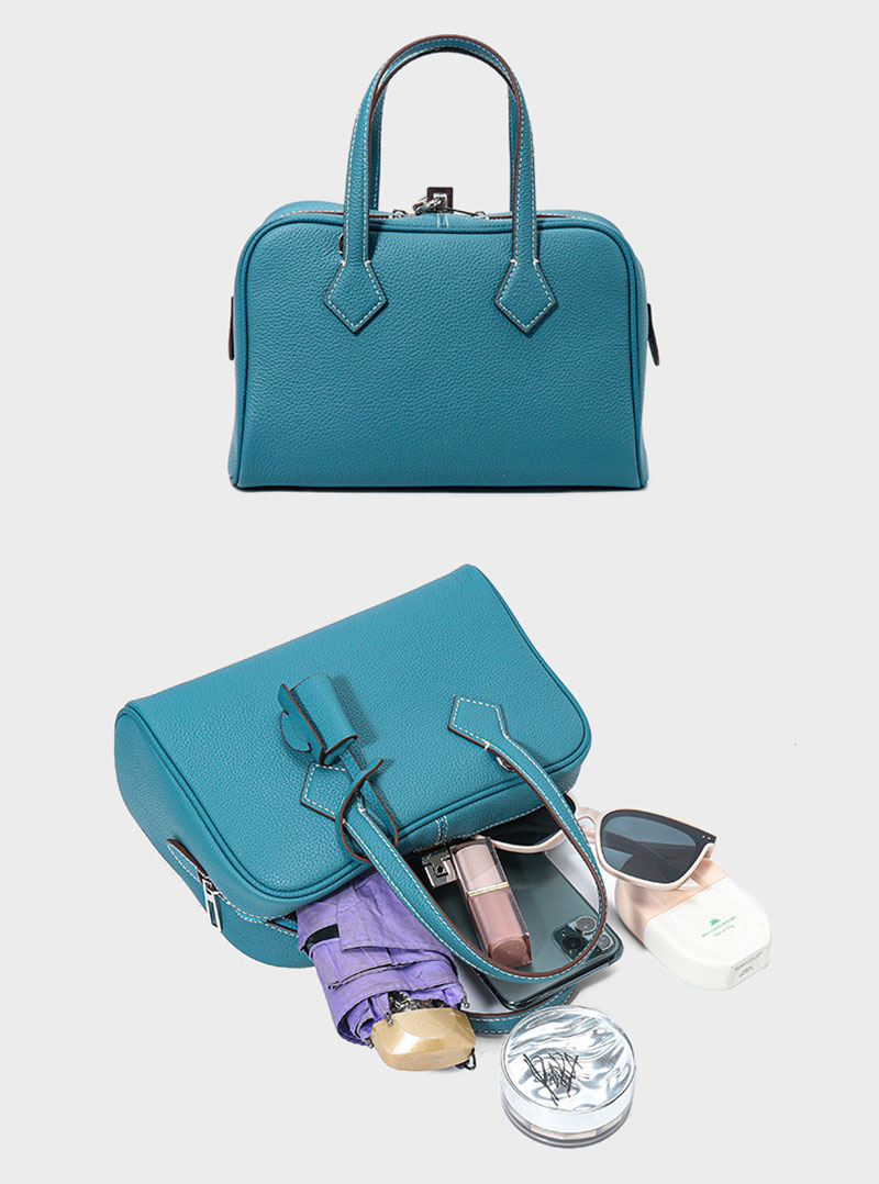 Elegant Peacock Green Leather Shoulder Bag with Adjustable Crossbody Strap