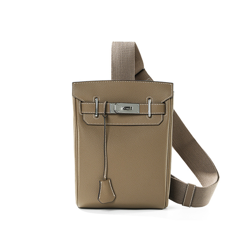 High End Designer Pebbled Leather Crossbody Bag for Men and Women